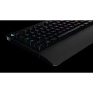 white-Клавиатура  геймърска USB LOGITECH G213 PRODIGY с подсветка-4 m komputrimladost.com